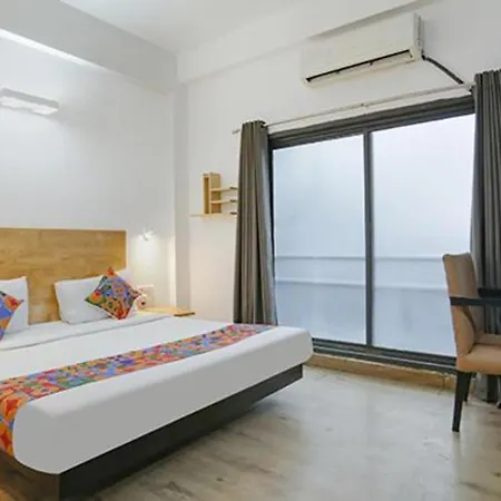 Fabhotel F9 Noida Sector 51-2