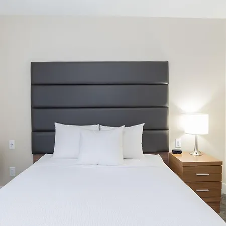 Sandman Hotel Grande Prairie-3