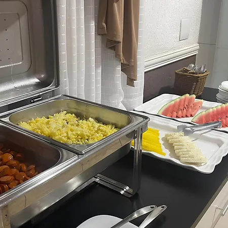 Hotel Tenda Brigadeiro - 5 Minutos a Pé do Metrô e Praça da Sé, 8 Minutos da Rua 25 de Março e Liberdade - Estacionamento Opcional-3
