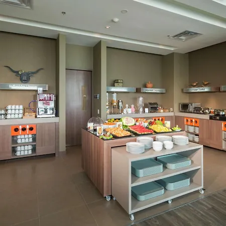Hampton By Hilton Valledupar-3