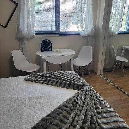 The Dewberry Homestay B&B-3
