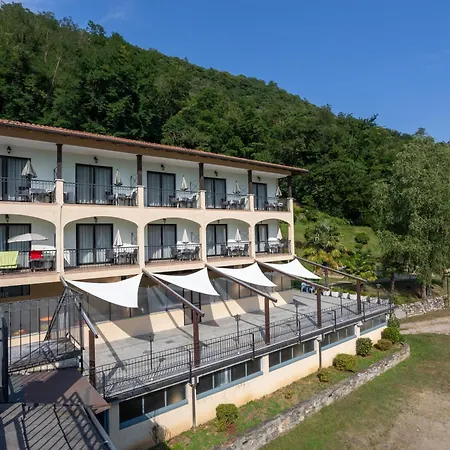 Hotel Fontaine Bleue-2