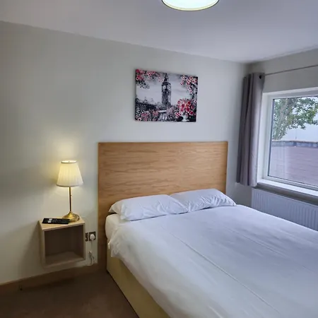 Homefield Lodge-2