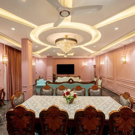 Tripli Hotels White Manor-3
