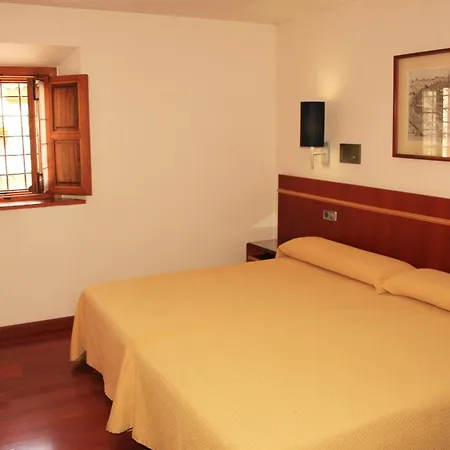 Hotel Santa Isabel-3