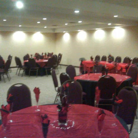 Days Inn By Wyndham Brampton-2