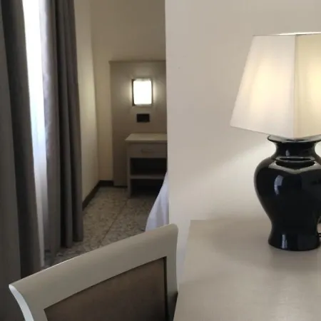 Hotel Elena-2