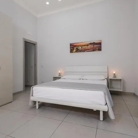 Caroline'S House-2