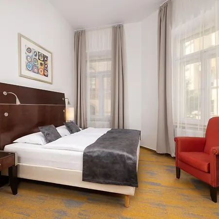 City Hotel Matyas-2