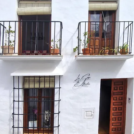 LA CASA DE ABUELA Habitaciones con baño compartido en el casco histórico de Frigiliana sólo adultos-2