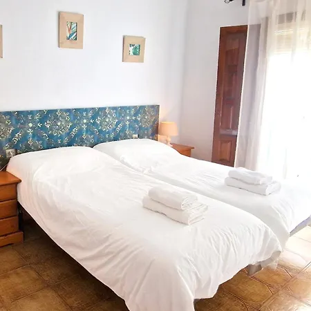 LA CASA DE ABUELA Habitaciones con baño compartido en el casco histórico de Frigiliana sólo adultos-3