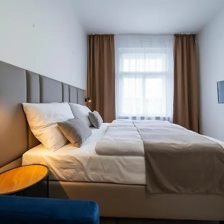 Hotel LEON-3