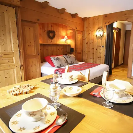 Residence Hoteliere La Renardiere-3