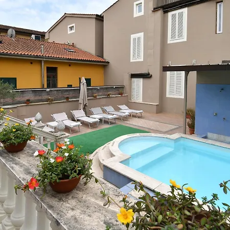 Hotel Innocenti-2