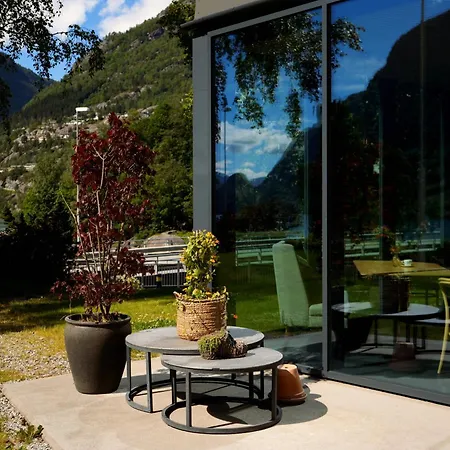 Trolltunga Hotel-3