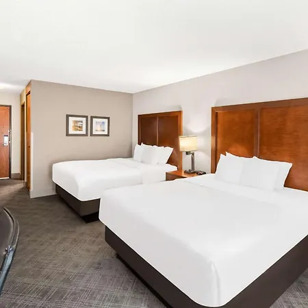 Comfort Inn Duluth West-3