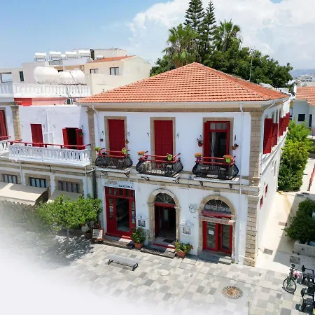 Kiniras Traditional Hotel & Restaurant-3