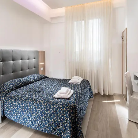 Hotel Mediterraneo-2