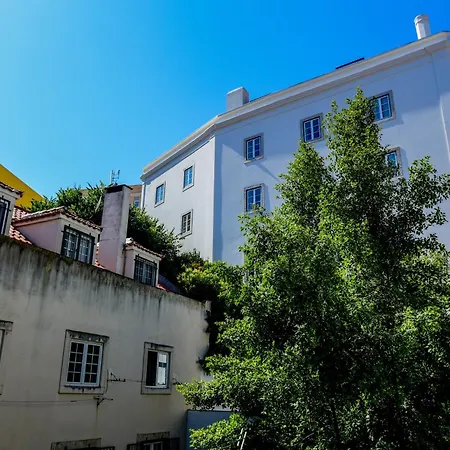 Alfama Guest House-3