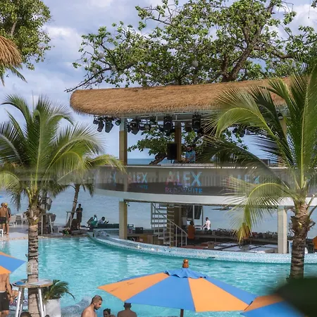 Ark Bar Beach Resort-2