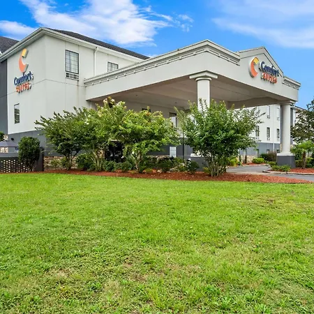 Comfort Suites Near Camp Lejeune-2