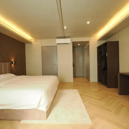 Tung Hotel-2