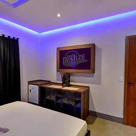 Deslize Motel 2-3
