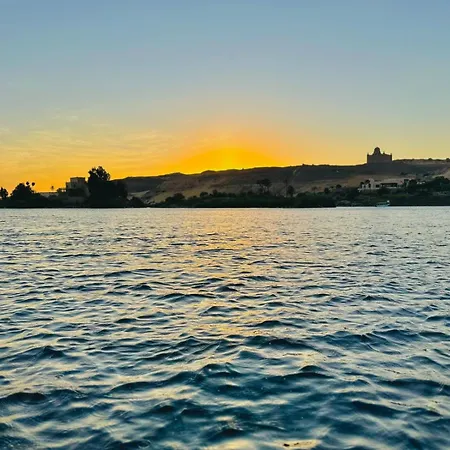 Nile Bride-2