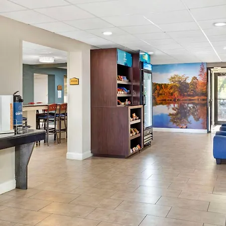 Clarion Pointe Durham Research Triangle Park-3