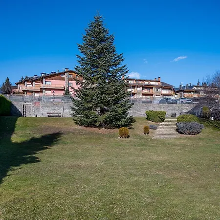 Hotel Llivia-3