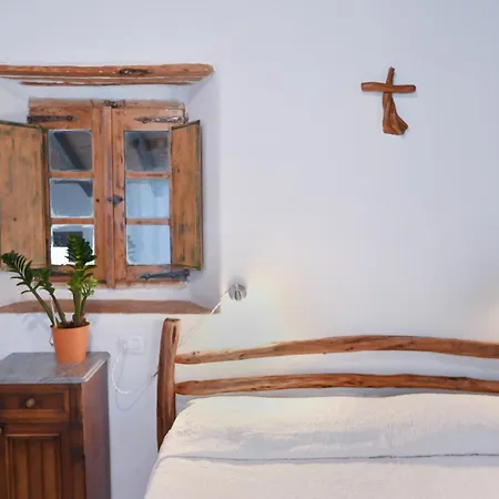 Il Portico Guesthouse-2