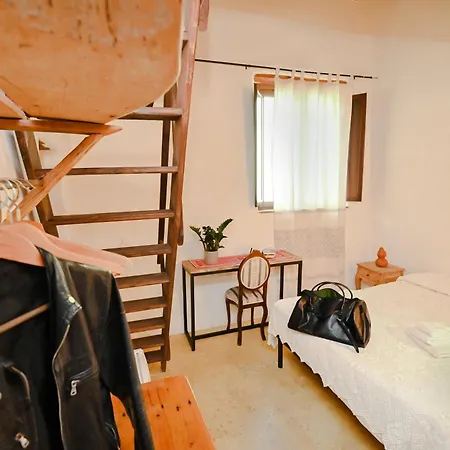 Il Portico Guesthouse-3