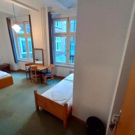 Die Fabrik - Hostel-2