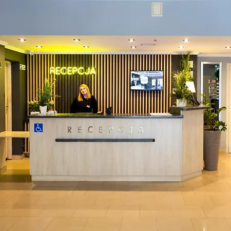 Hit Hotel-3