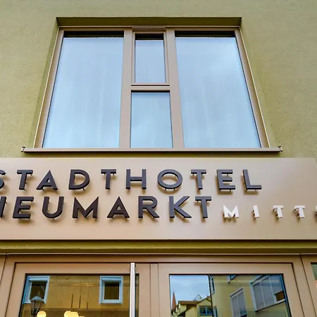 Stadthotel Neumarkt Mitte-3
