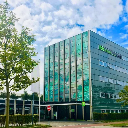 ibis Styles Amsterdam Airport-2