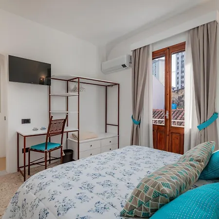 Sorella Luna Room Boutique, Centro di Olbia-3