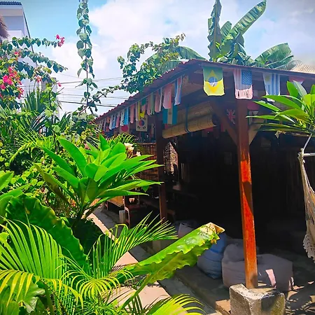 Good Vibes Bungalows-2