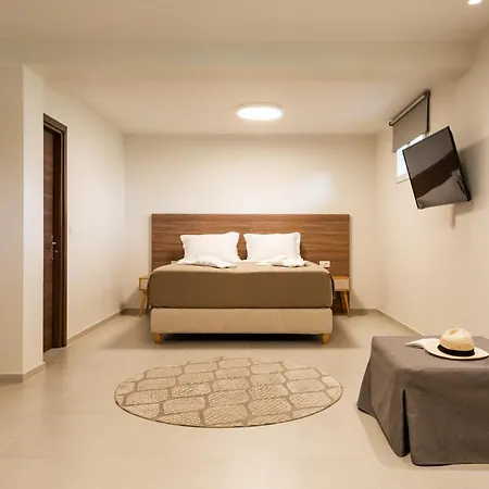 Hotel Mikros Paradisos-3