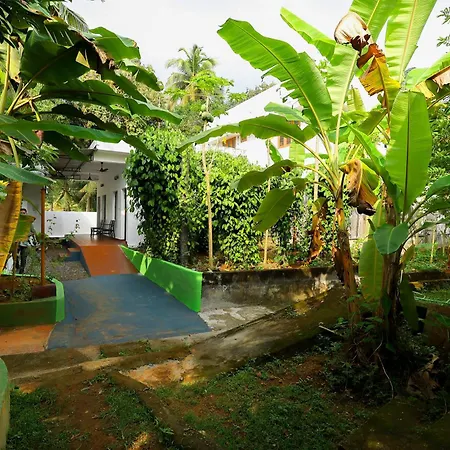 Illikkalam Lakeside Cottages Kumarakom Kerala-3