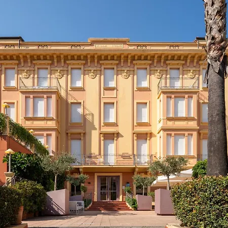 Hotel Careni Villa Italia-2