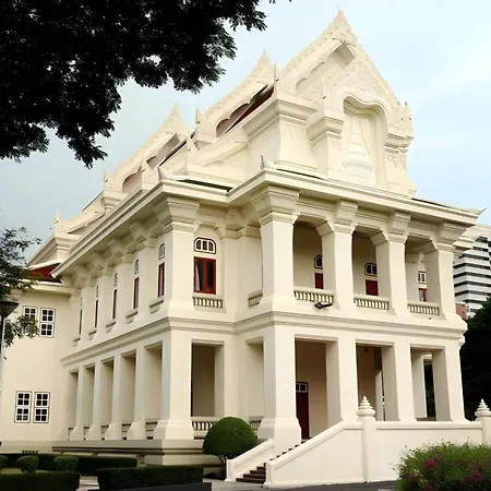 Episode 11 Hostel Sukhumvit-3