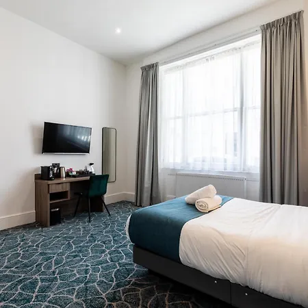 The J Hyde Park Hotel-3