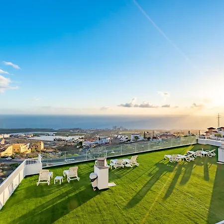 Los Menores Sea View-2