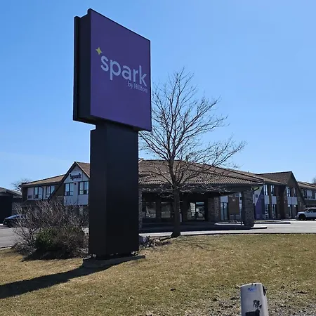 Spark By Hilton Oshawa-2