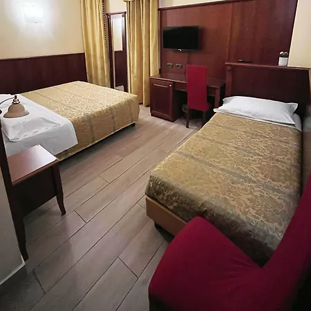 Hotel Valganna-2