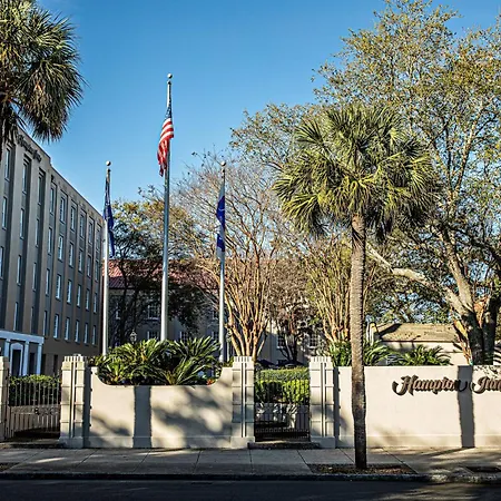 Hampton Inn Charleston-Historic District-3
