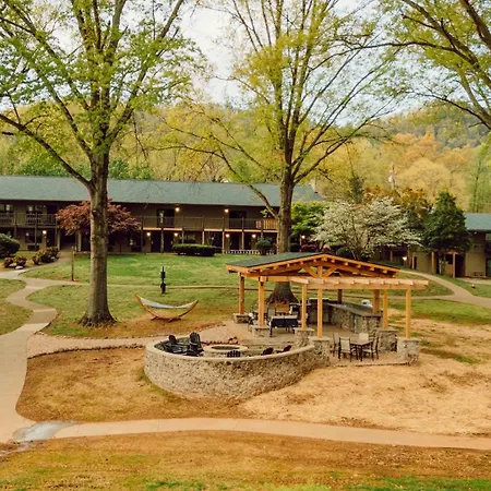 Tremont Lodge & Resort-3