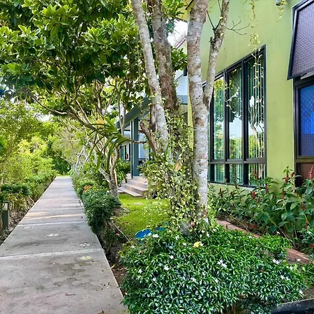 Moonlight Cottage-2