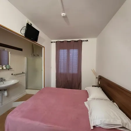 Hotel Les Rosiers-2
